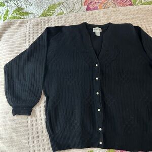 Victoria Jones Woman Black Wool with pearl Buttons Cardigan